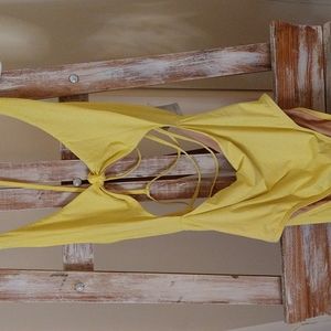 VYB Peek-a-boo One Piece Swimsuit